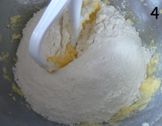 étape1-pâte de base-farine-OK